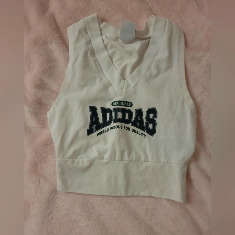 Adidas top